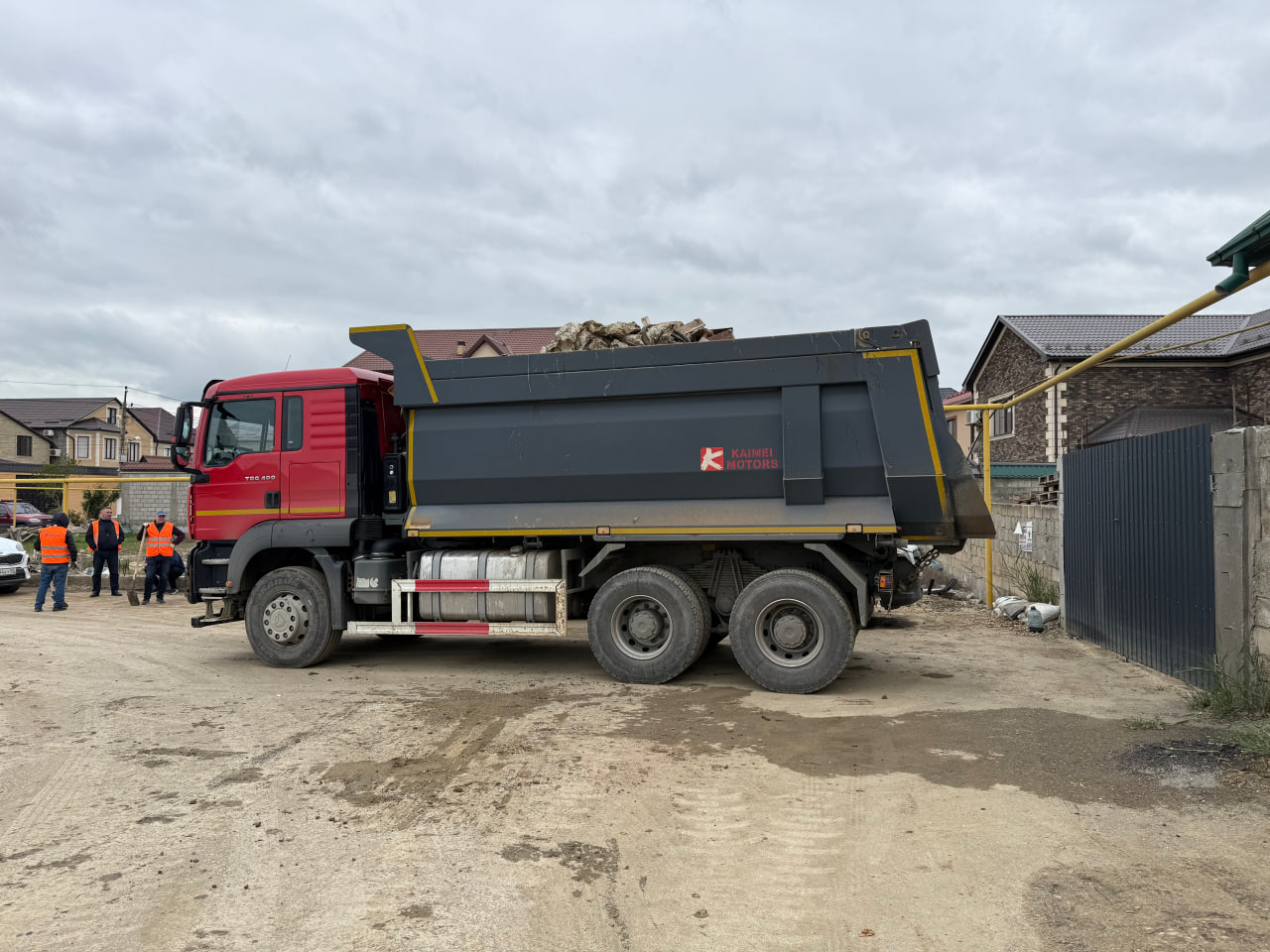 Арсланбек Алибеков рассказал об участии Минтранса РД в общероссийском субботнике